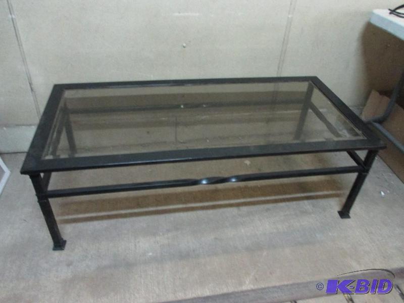 lot 26 image: coffee table...