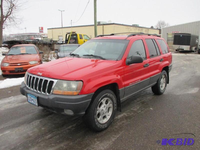 lot 3 image: Year 2001 Make Jeep Model Grand Cherokee V...