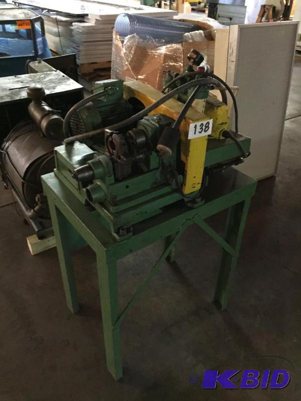lot 138 image: Industrial mill machine....