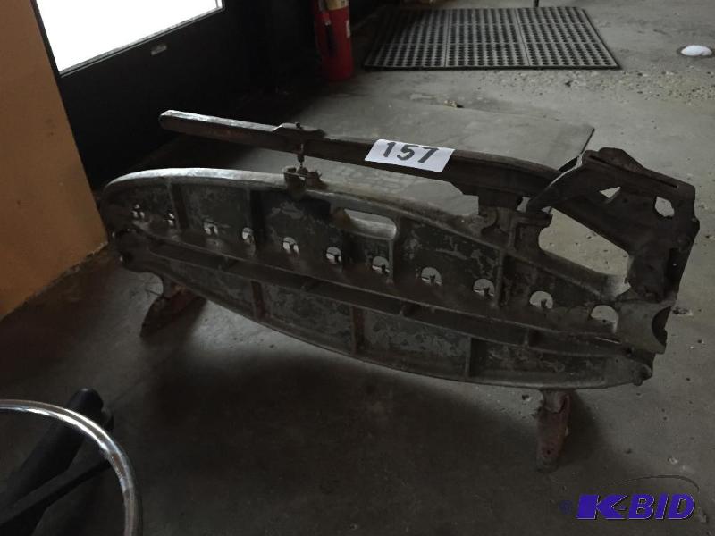 lot 157 image: Handy A-32 asbestos shingle cutter....