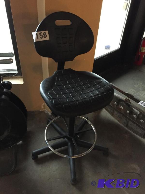 lot 158 image: Stationary work stool....