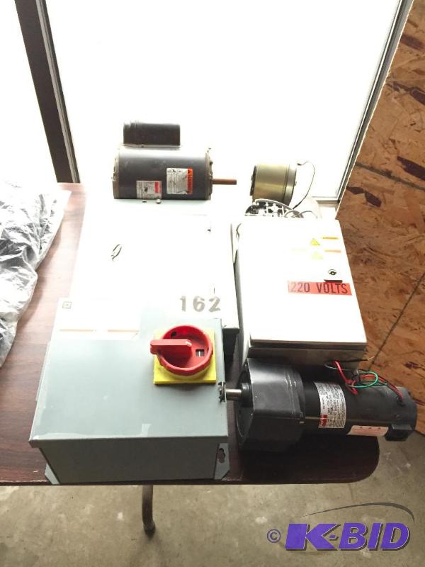 lot 162 image: Lot of misc electrical....