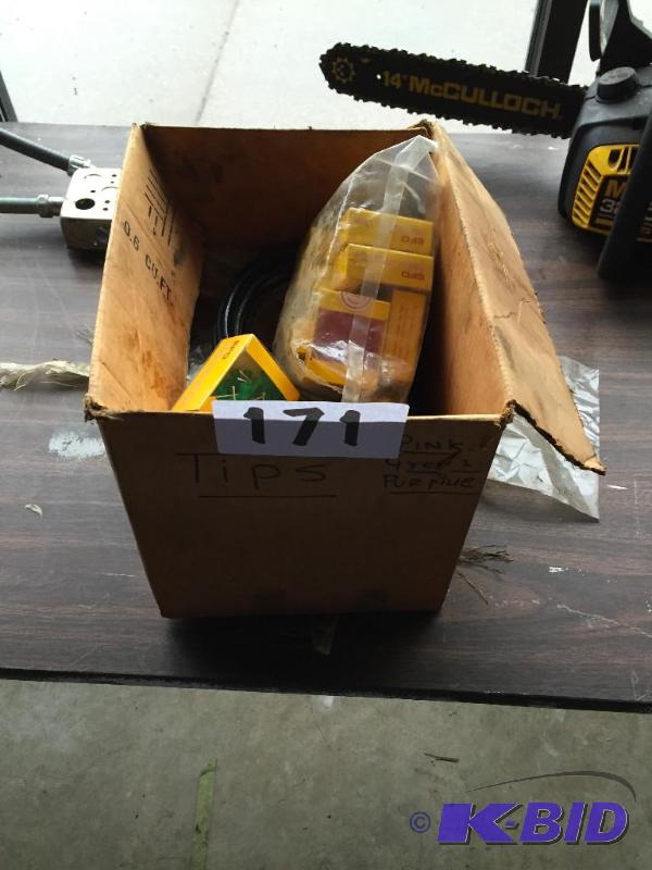 lot 171 image: Box of EFD adhesive dispenser accessories....