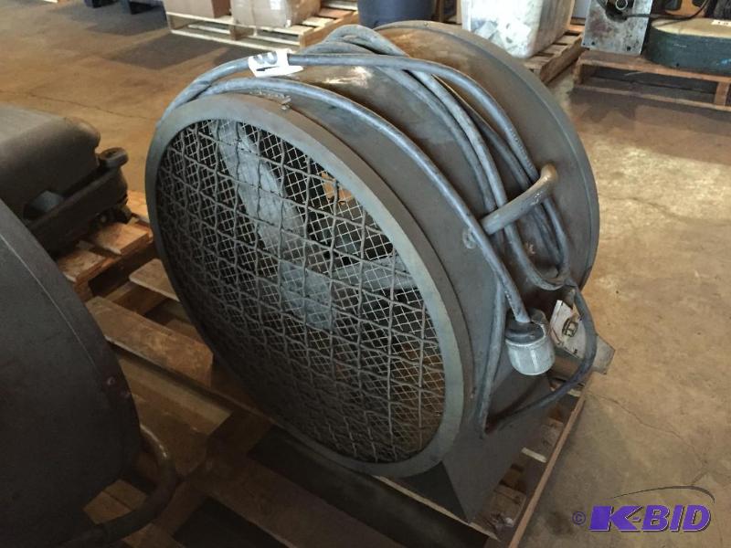 lot 189 image: Heavy duty industrial fan....