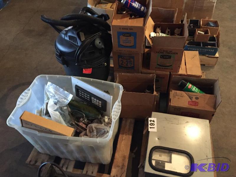 lot 192 image: Pallet lot of misc including various cleaning...
