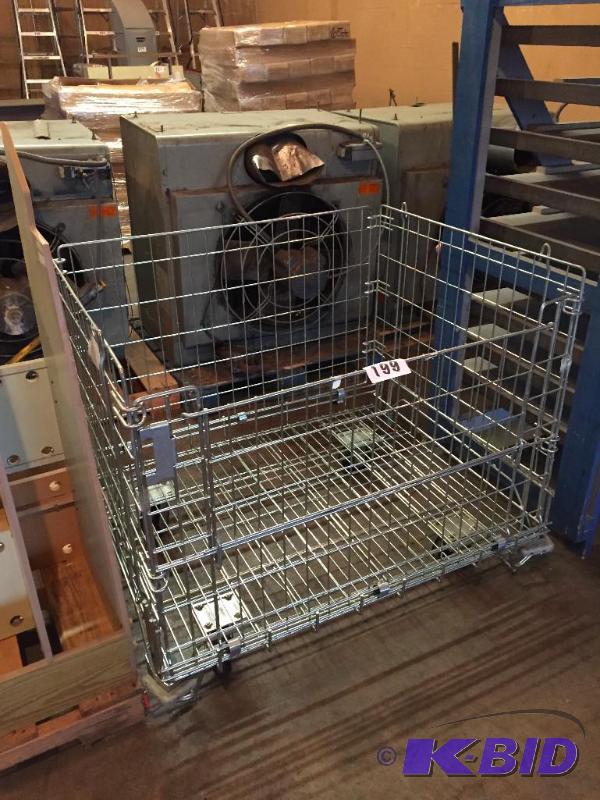 lot 199 image: Collapsible wire basket  gaylord on casters....
