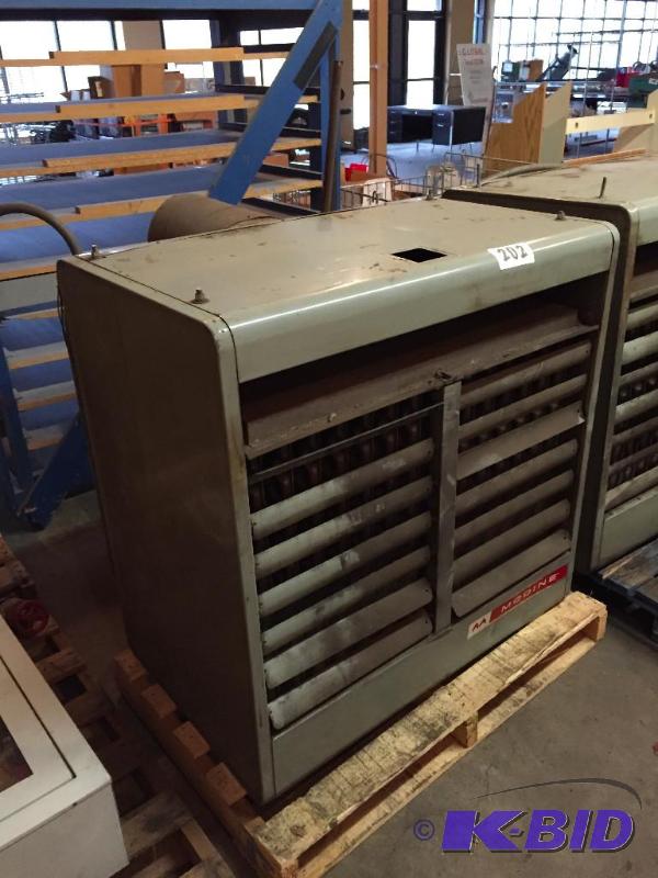 lot 202 image: Modine large hanging garage heater. Natural g...