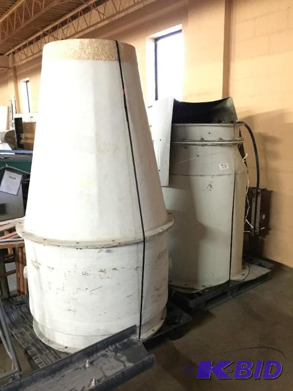 lot 25 image: Large 20 horsepower hp blower unit with attac...