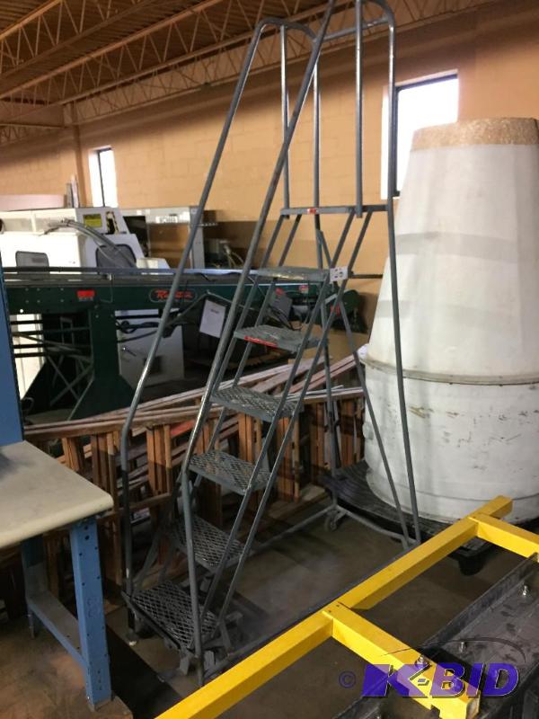 lot 26 image: Cotterman steel safety warehouse ladder....