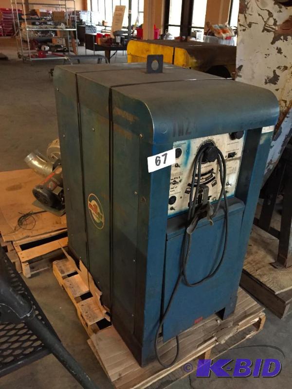 lot 67 image: Miller 330A ACDC gas tungsten arc welding ma...