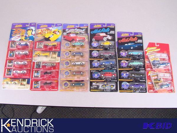 26 New Johnny Lightning Speed Racers, Classic Customs Corvettes, and Hot Rods Cars