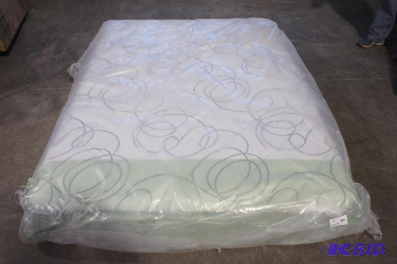 New Sealy Tuberose Plush Queen Mattress - MSR...