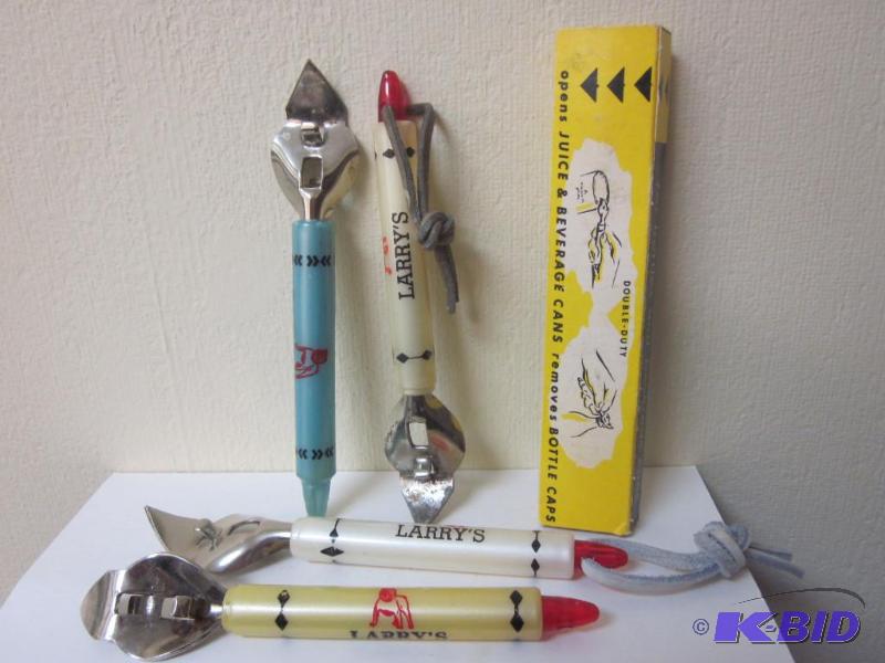 lot 34 image: Lot of vintage advertising bar can openers.&n...