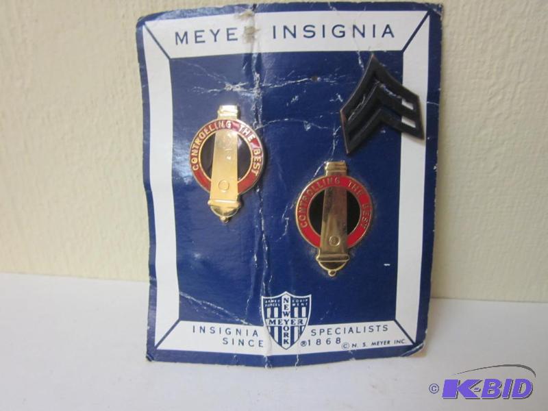 lot 49 image: Vintage military Lapel pins.      &...