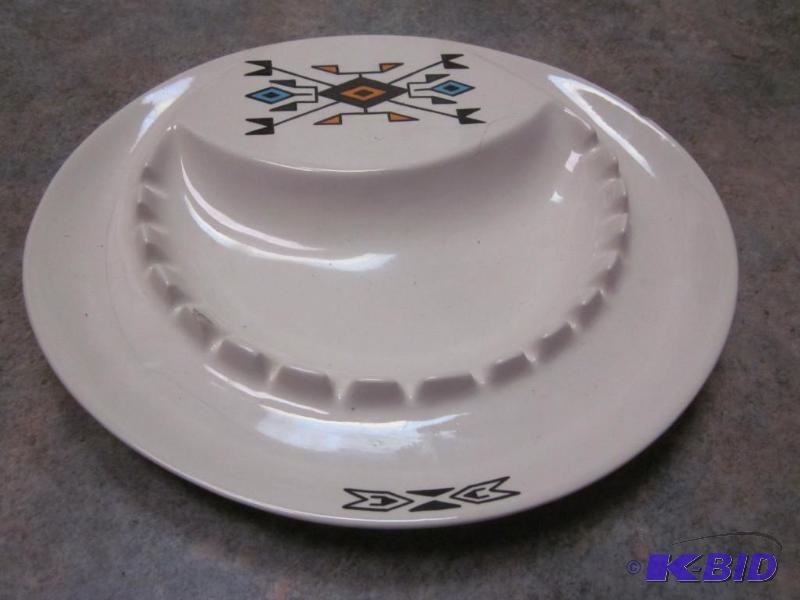 lot 92 image: Al Black Rapid City SD large ash tray that ha...