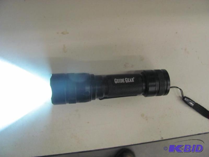lot 34 image: This powerful GUIDE GEAR Tactical Light featu...