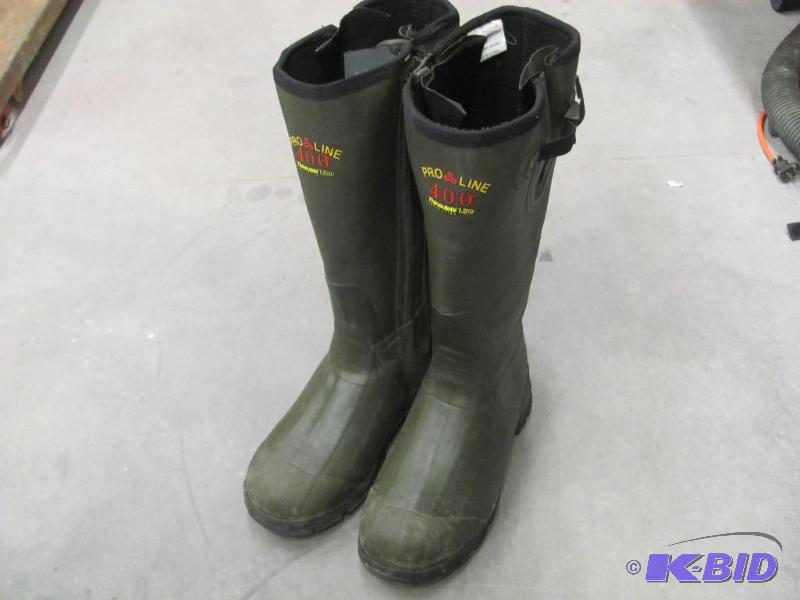 lot 37 image: These insulated PRO LINE Rubber Knee High Boo...