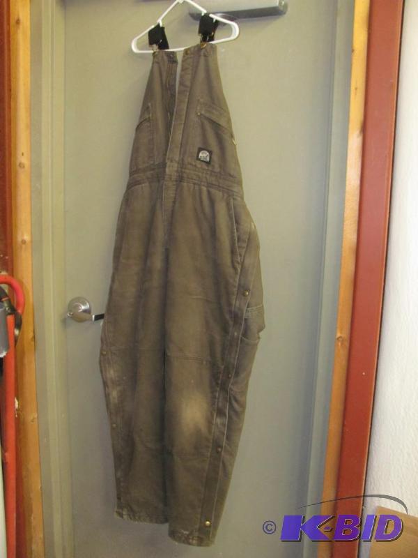 lot 45 image: These POLAR KING Insulated Work Bibs also nee...