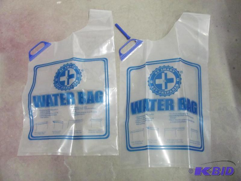 lot 73 image: These NEW 2-Gallon Plastic Water Bags with Ha...