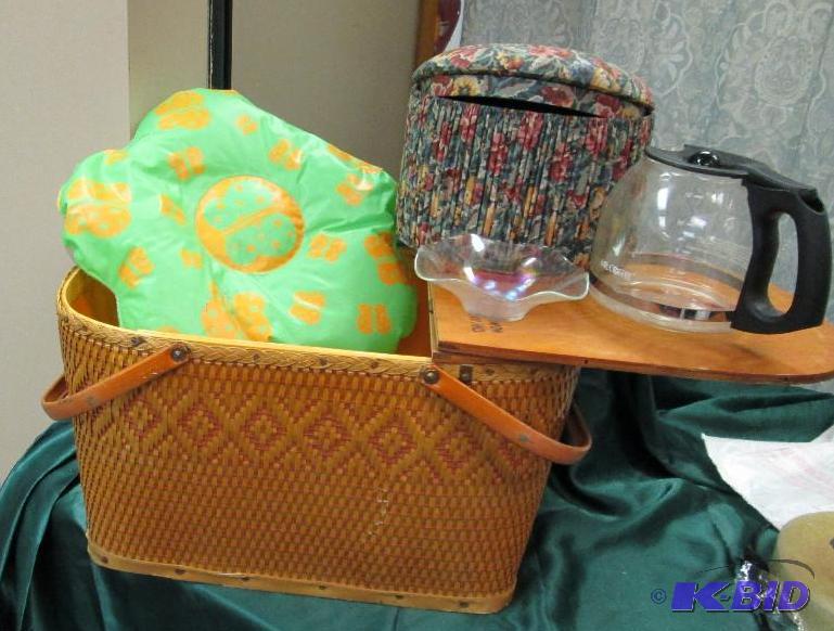 Pick neck basket, Mr. coffee glass part, a pr...