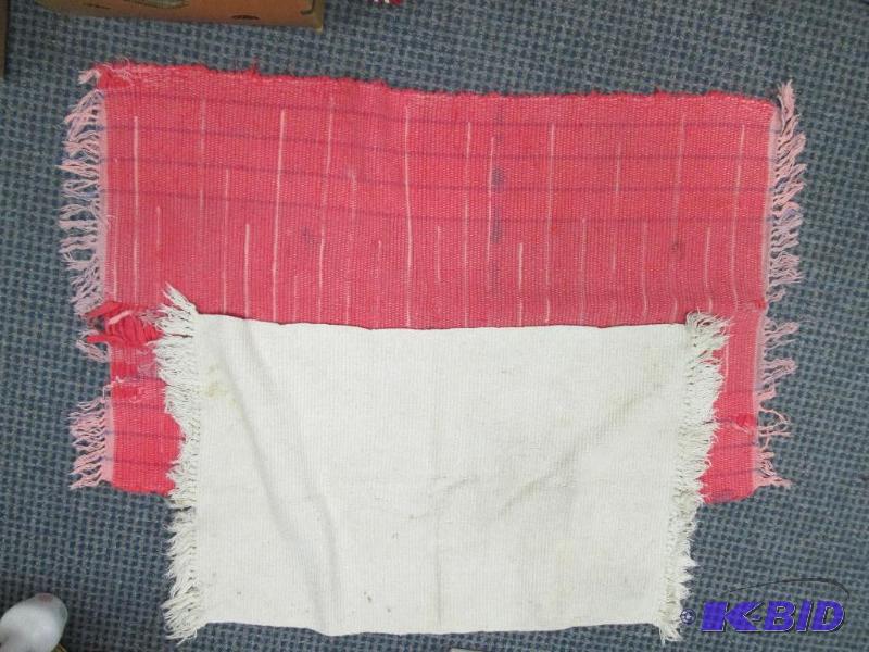 Qty 2 Rugs different colors and sizes...