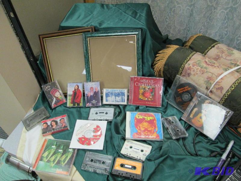 Qty 19 2- picture frames, Andy Griffith The C...