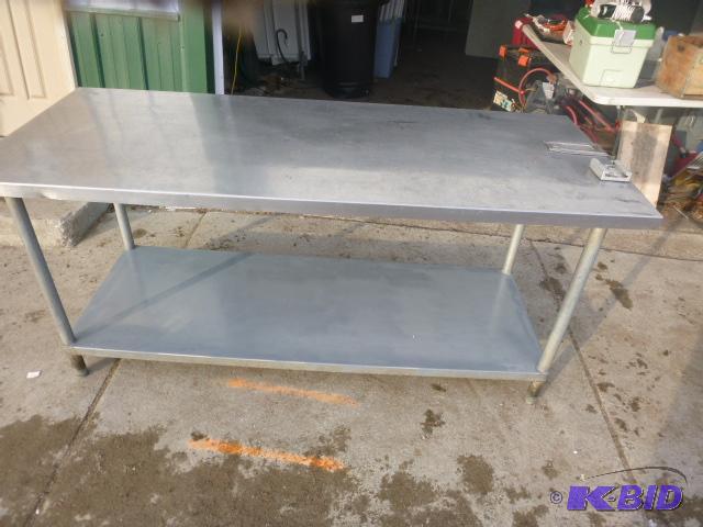 lot 15 image: Stainless Steel Table NSF approved, 33" ...