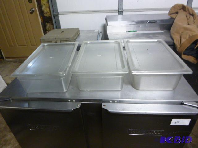 lot 33 image: Three Cambro Storage Units Full size,&nbspEN...