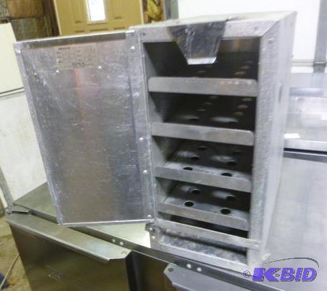 lot 36 image: Hot Tote Food Warmer 22 18" X 11 18&qu...