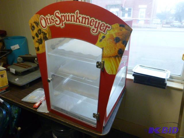 lot 37 image: Otis Spunkmeyer Display Case...