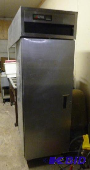 lot 8 image: Rykoff Sexton by Delfield Refrigerator On cas...