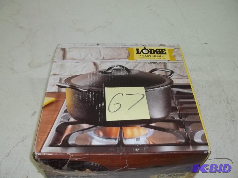 Lodge L8DOL3 Pre-Seasoned Cast-Iron Dutch Oven with Dual Handles, 5-Quart