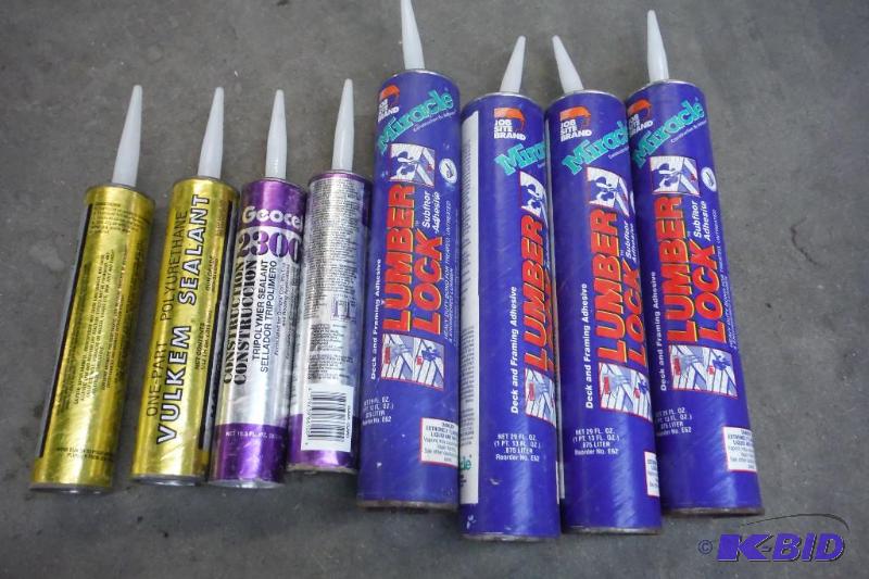 Lot of four large tubes of Constuction adheisive and four tubes of sealant
