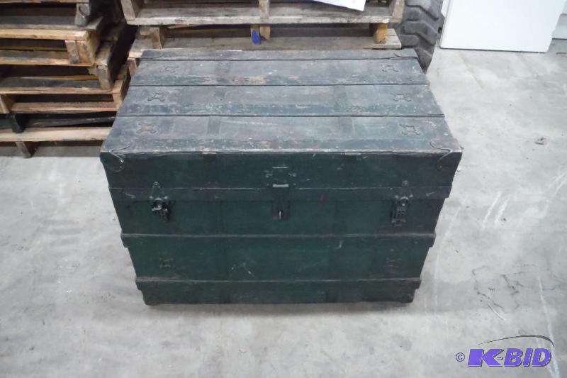Vinteage Chest Green