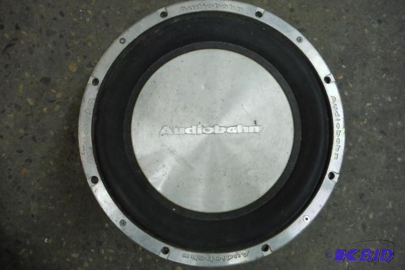 Adiobahn 12 subwoofer (USED) dent in aluminum face