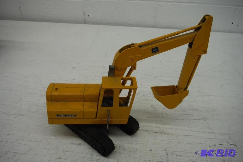 John deer Back Hoe
