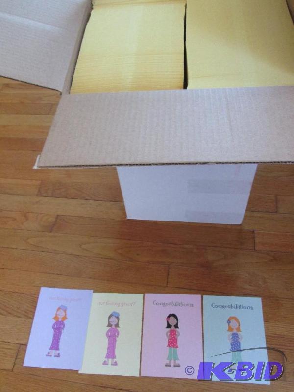 mixed lot of approxamately 900 greeting cards...