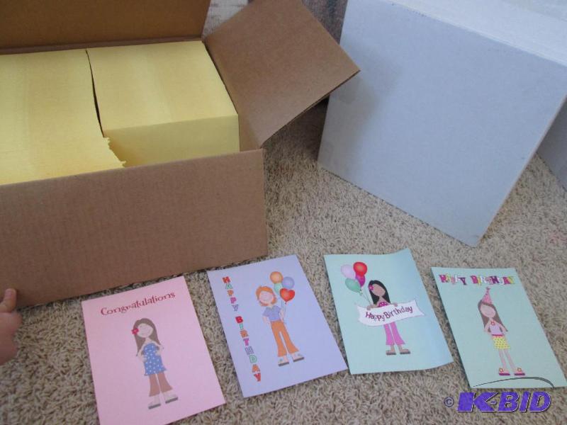 mixed lot of approxamately 900 greeting cards...