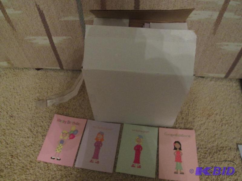 mixed lot of approxamately 900 greeting cards...