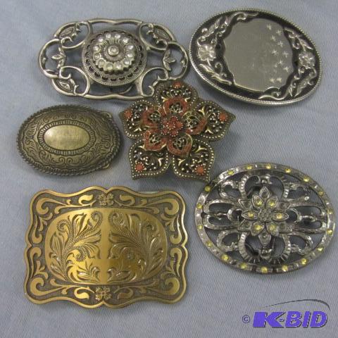 lot 19 image: Ladies Fancy Buckles