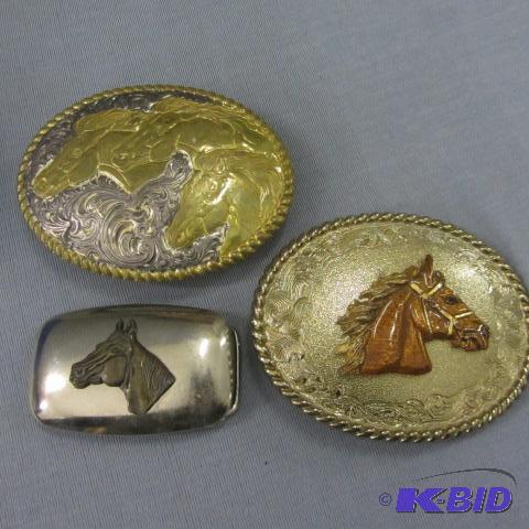 lot 46 image: Horse Buckles