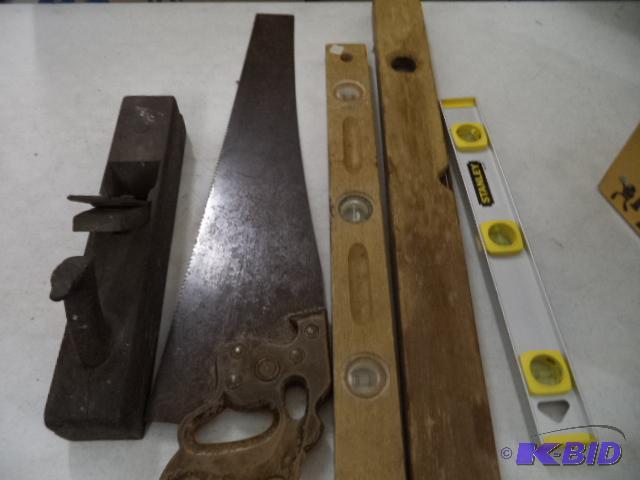 lot 103 image: Wood Working Tools