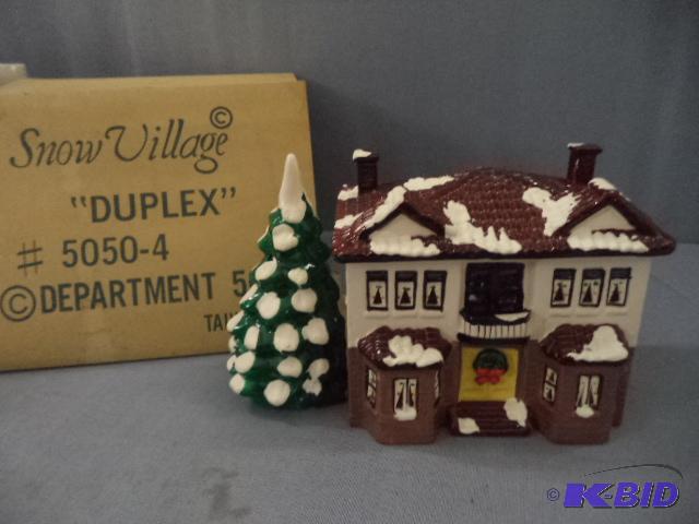 lot 127 image: Snow Village Building