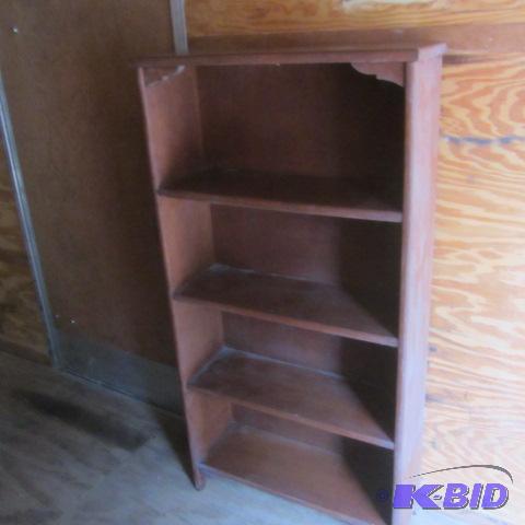 lot 13 image: Wood Bookshelf