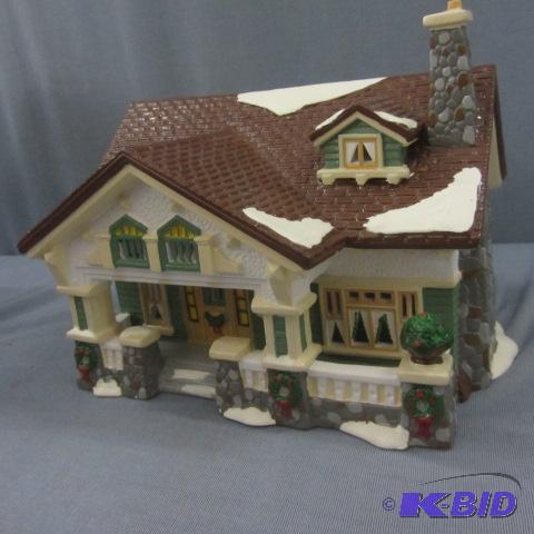 lot 132 image: Snow Village Building