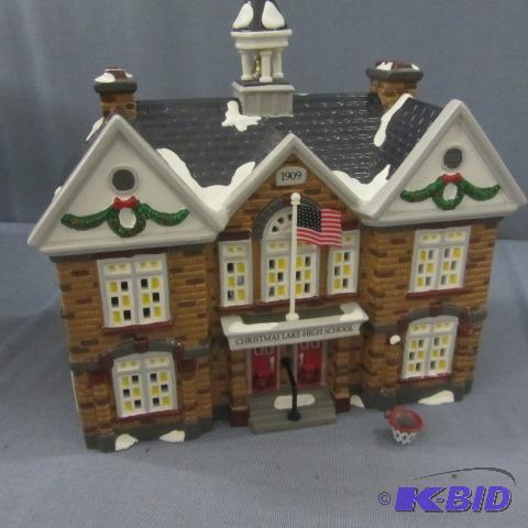 lot 135 image: Snow Village Building