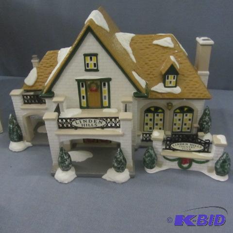 lot 136 image: Snow Village Building