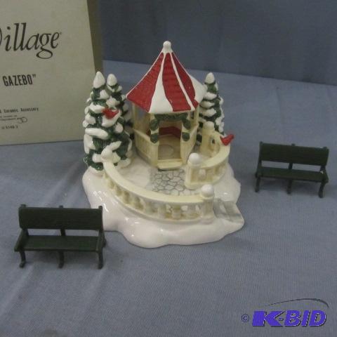 lot 141 image: Snow Village Accessories