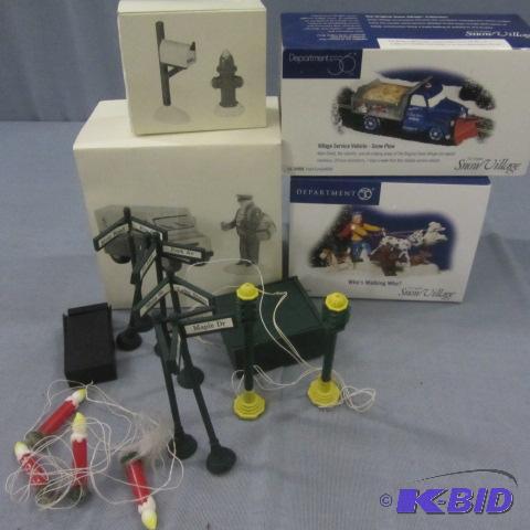 lot 144 image: Snow Village Accessories