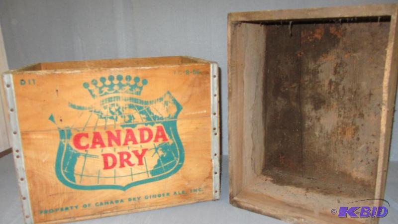 lot 157 image: Vintage Wood Boxes